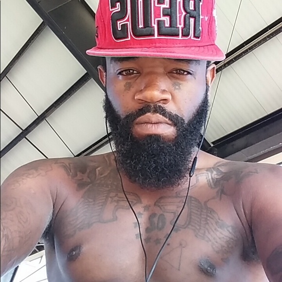 Meet your Posher, Christopher - Picture 5 of 7